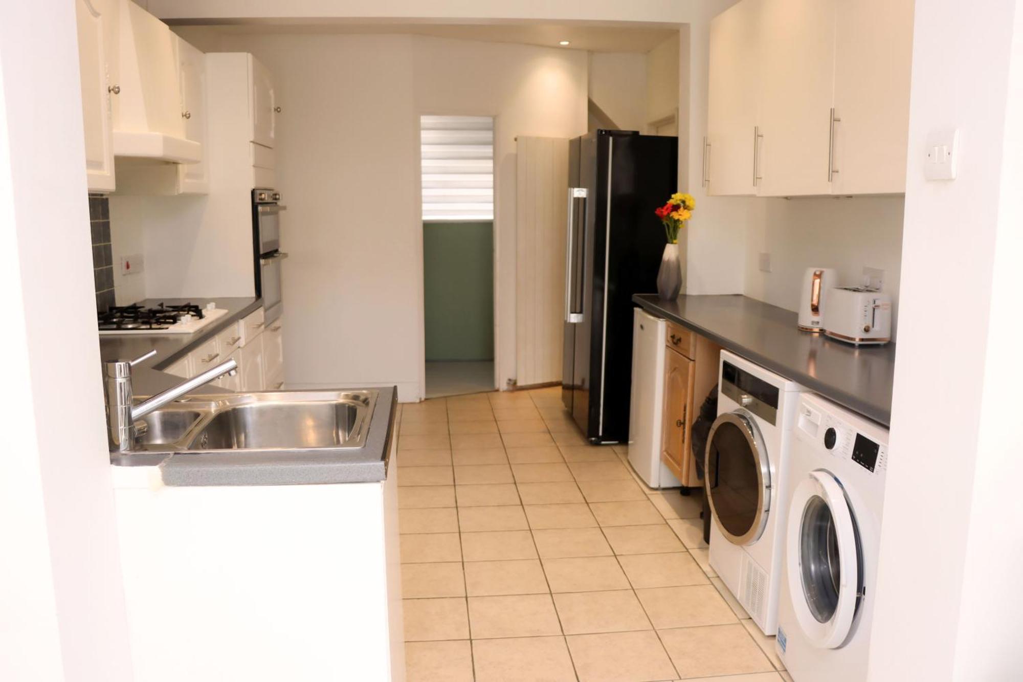Cosy Studio In Havant! Near A3 And Staunton Country Park Exterior photo